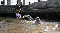 Sep08 - jj splash